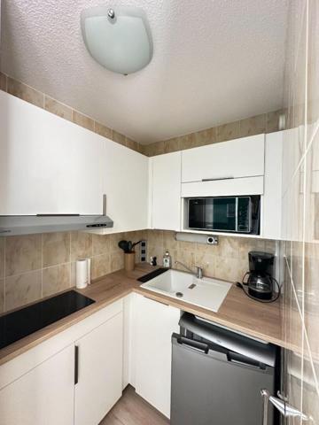 Appartement  T2 31 m2  180 M Plage