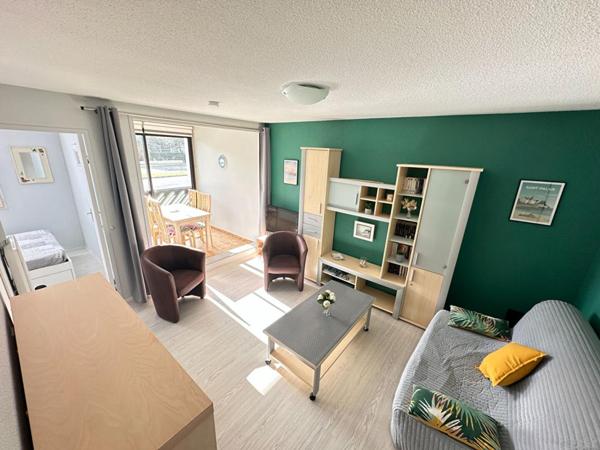 Appartement  T2 31 m2  180 M Plage