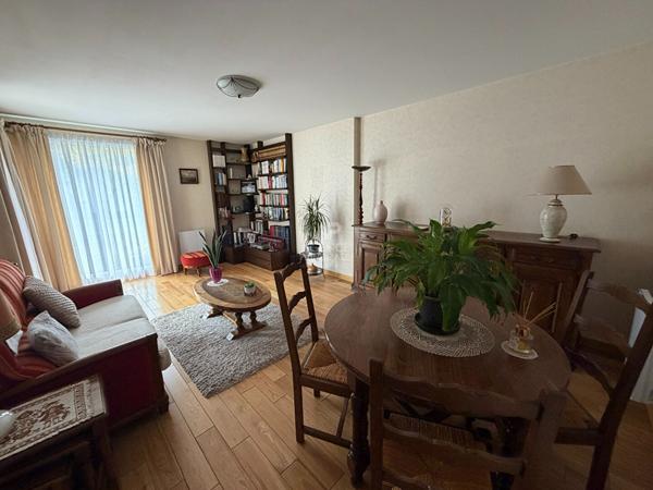 À vendre : Appartement 3 pièces à Cergy €212 800 ** - Référence 5038