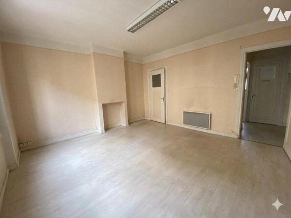 Secteur Siam / Triangle d'Or - Au coeur de l'un des quartiers les plus recherchés de Brest, déc...
