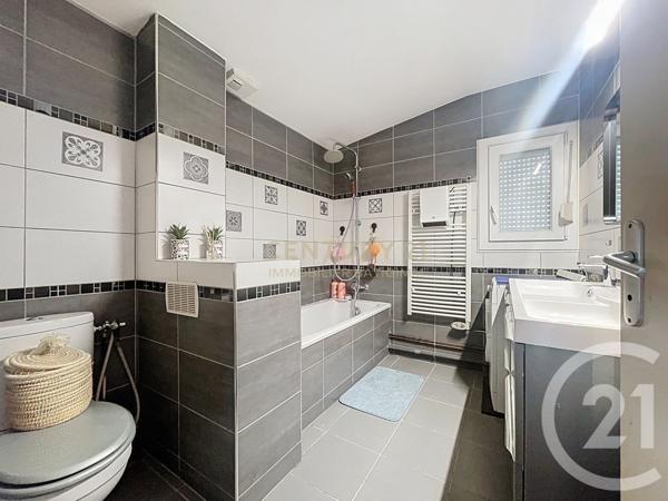 Maison à vendre  5 pièces - 83,76 m2 VILLEFONTAINE - 38