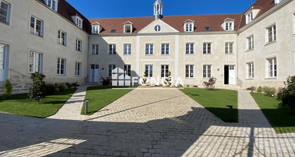 Location Studio 17.75 m² - Chartres 28000