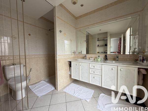Maison à vendre 6 pièces 139 m² Saint-Pierre-d'Oléron