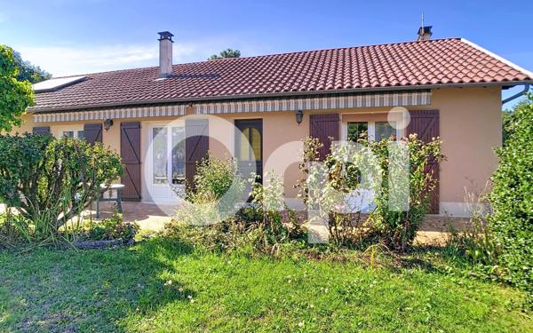 Maison à vendre    4 pièces •  Atur