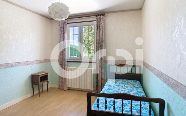 Maison à vendre    4 pièces •  Atur