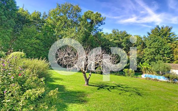 Maison à vendre    4 pièces •  Atur