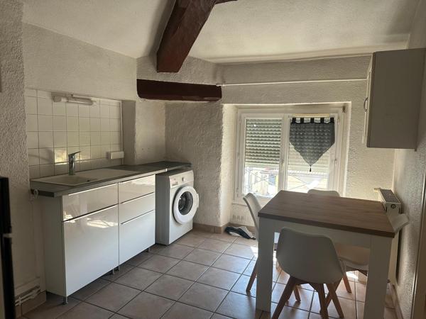 Appartement 2 pièces de 44 m² à St etienne