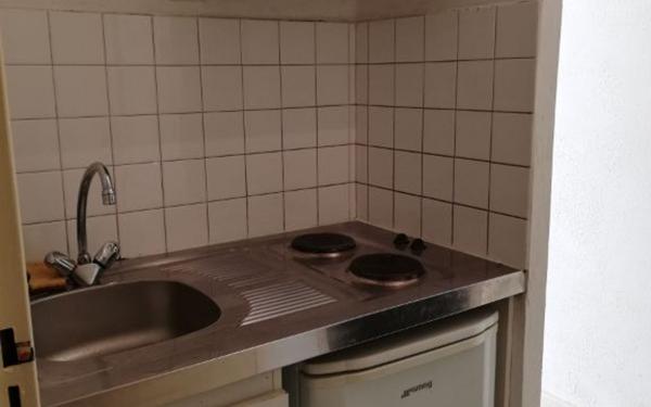Appartement à louer    22,89 m2 Nîmes