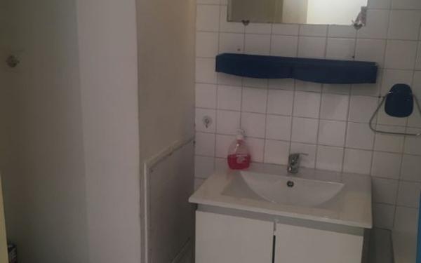 Appartement à louer    22,89 m2 Nîmes