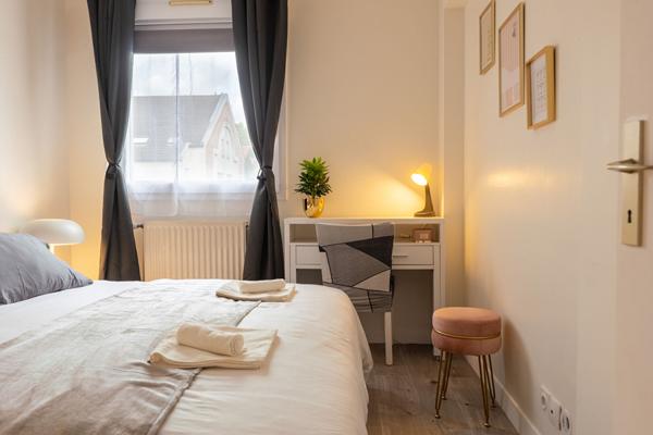À louer : Chambre de 10,27 m² à Évry Courcouronnes - Réf. 17410