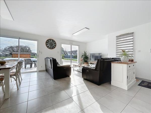 Maison à vendre |  Courçon |  4 pièces | 122 m²