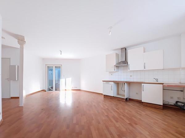 Appartement T3 avec terrasse centre ville d'Alénya