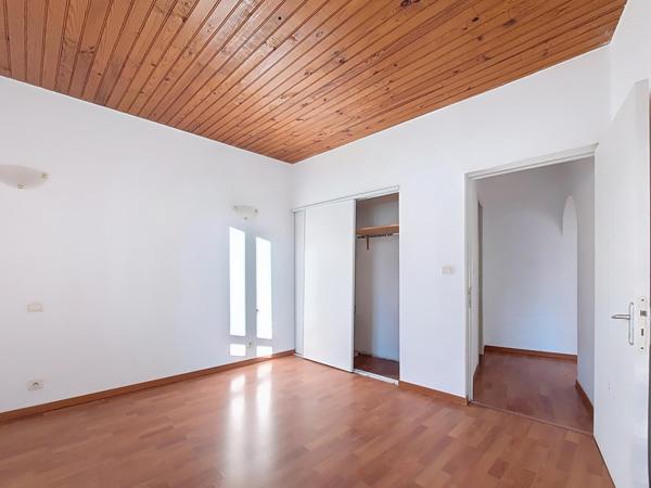 Appartement T3 avec terrasse centre ville d'Alénya