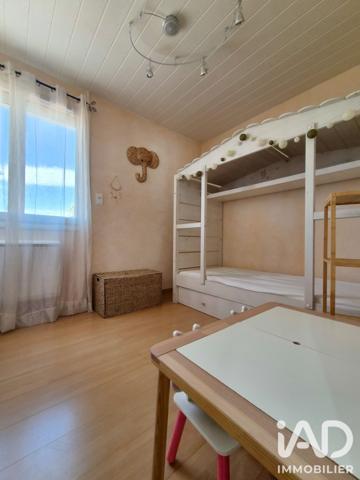 Maison à vendre 8 pièces 205 m² Baixas