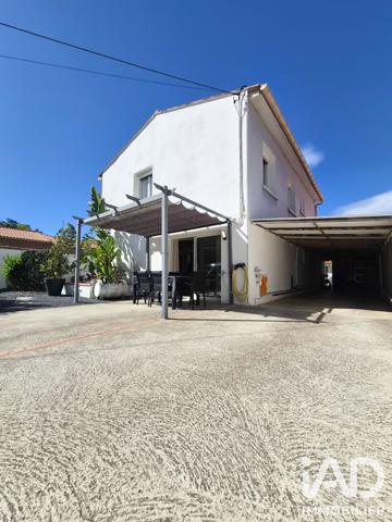 Maison à vendre 8 pièces 205 m² Baixas