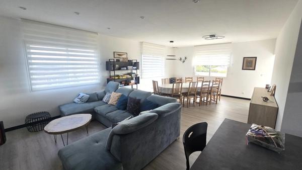 Propriete à vendre 8 pièces VILLEMOUSTAUSSOU (11) logement independant 246m2 habitable sur terrain 554m2