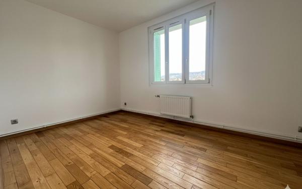Appartement à vendre    4 pièces • 71 m2 Essey-lès-Nancy