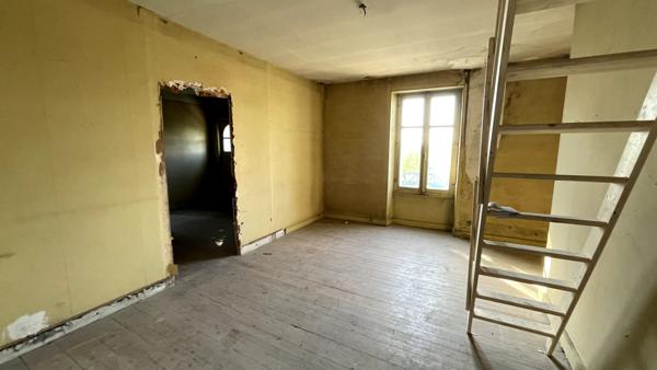 Appartement Type Duplex - 62 m2 - Centre-Ville - BOURGES