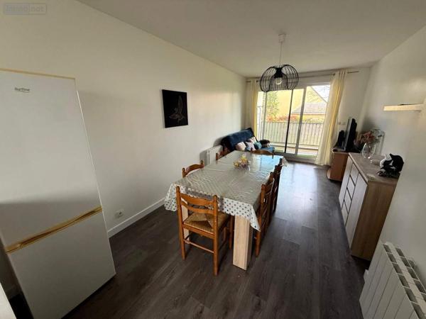 Appartement à louer à Noyal-sur-Vilaine en Ille-et-Vilaine (35530), ref : 019/5551