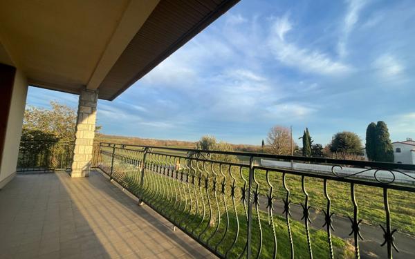 Maison à vendre    5 pièces • 170 m2 Saint-Jory