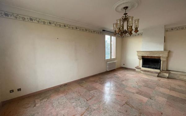 Maison à vendre    5 pièces • 170 m2 Saint-Jory