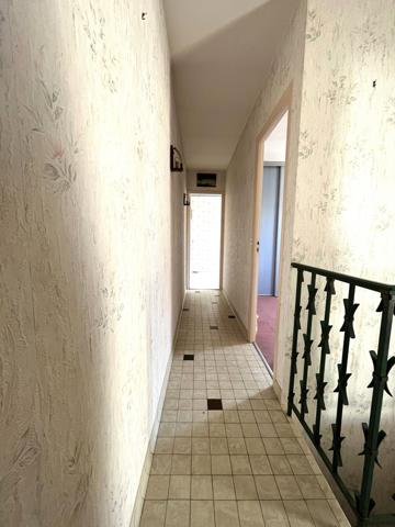 Longpont-sur-Orge (91310) Maison à rénover avec 832m2 de terrain clôturé