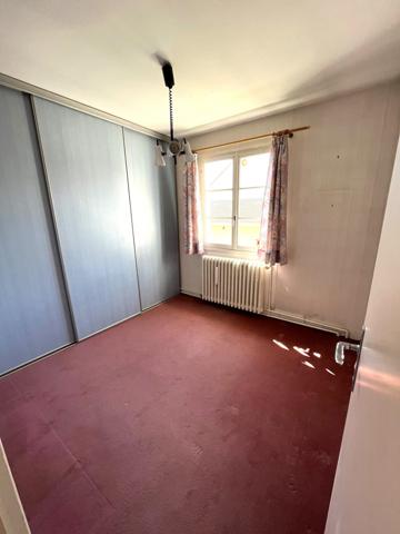 Longpont-sur-Orge (91310) Maison à rénover avec 832m2 de terrain clôturé