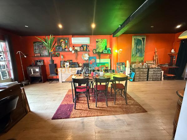 Vente
                Immeuble de rapport278 m² - LA RIVIERE (33126)