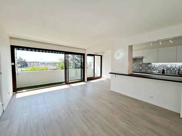 EXCLUSIVITÉ Appartement entièrement rénové à Vendre Roanne 4 pièce(s) 84 m2