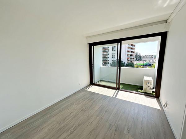 EXCLUSIVITÉ Appartement entièrement rénové à Vendre Roanne 4 pièce(s) 84 m2