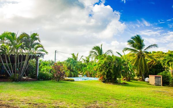 Maison à vendre    4 pièces •  Le Vauclin