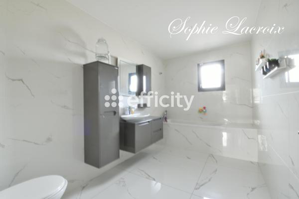 Maison 4 pièces - 130 m² Exclusivité efficity