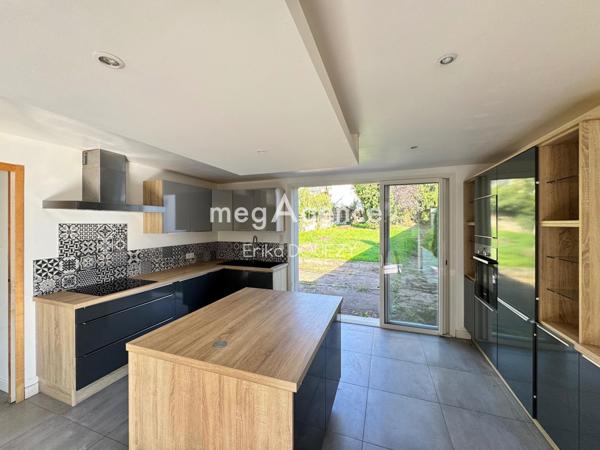 Maison à MAULEVRIER, 49360 - 8 pièces 166m²