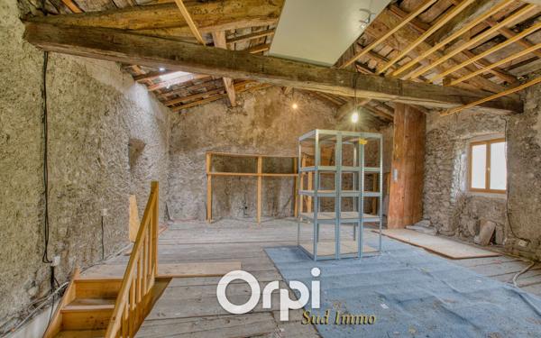 Maison à vendre    4 pièces •  Alissas