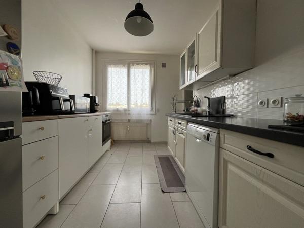 Appartement à vendre 197 000 € Saint-Priest 3 p 77 m² DPE D