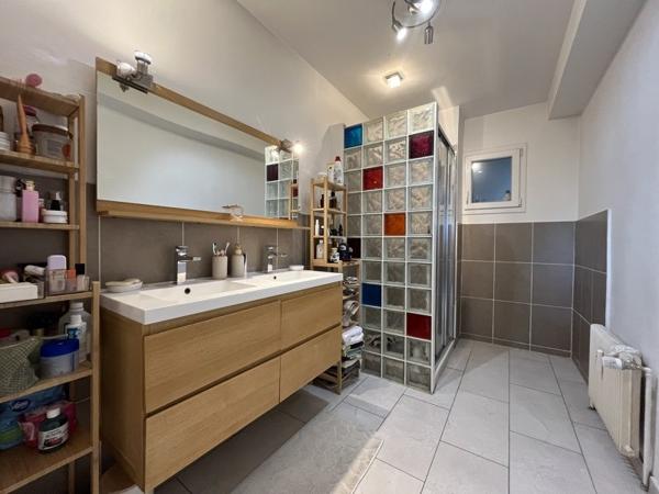 Appartement à vendre 197 000 € Saint-Priest 3 p 77 m² DPE D
