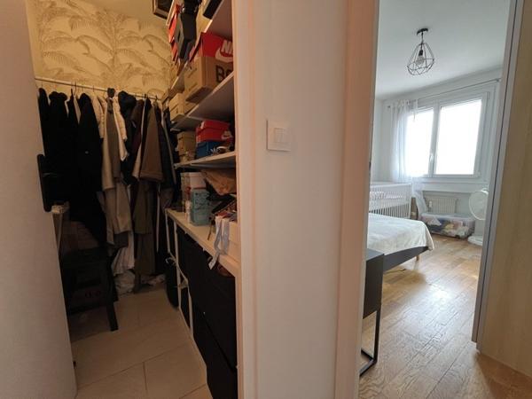 Appartement à vendre 197 000 € Saint-Priest 3 p 77 m² DPE D