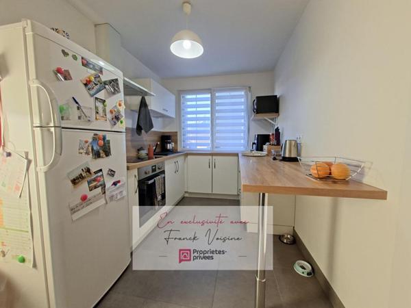 A VENDRE en Exclusivité aux Herbiers, Maison de centre-ville avec 2 chambres et 1 studio