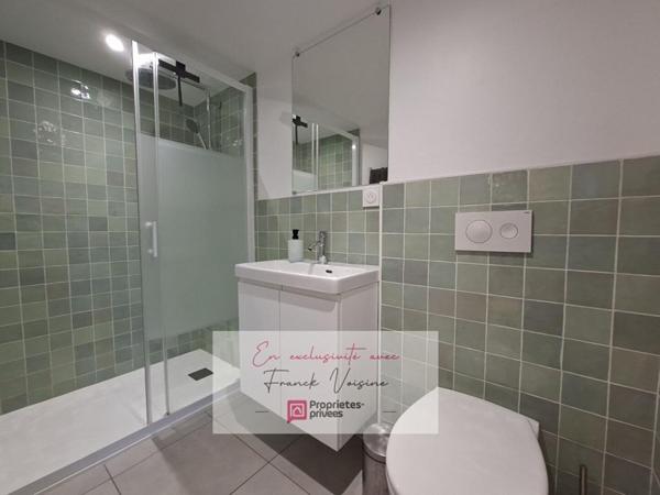 A VENDRE en Exclusivité aux Herbiers, Maison de centre-ville avec 2 chambres et 1 studio
