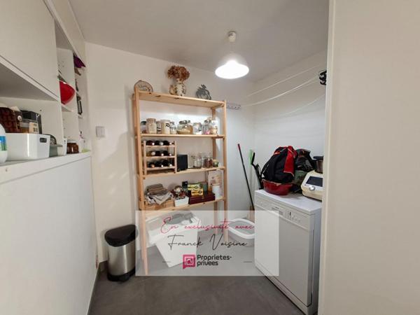 A VENDRE en Exclusivité aux Herbiers, Maison de centre-ville avec 2 chambres et 1 studio