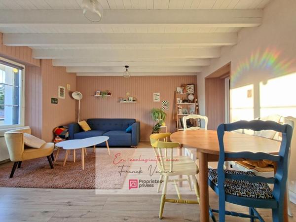 A VENDRE en Exclusivité aux Herbiers, Maison de centre-ville avec 2 chambres et 1 studio