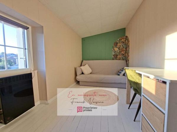 A VENDRE en Exclusivité aux Herbiers, Maison de centre-ville avec 2 chambres et 1 studio