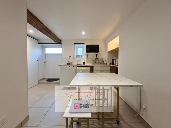A VENDRE en Exclusivité aux Herbiers, Maison de centre-ville avec 2 chambres et 1 studio