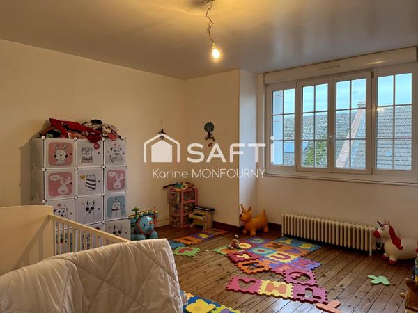 Immeuble 3 logements et un commerce