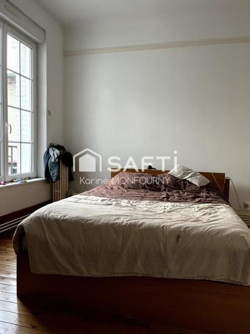 Immeuble 3 logements et un commerce