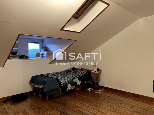 Immeuble 3 logements et un commerce