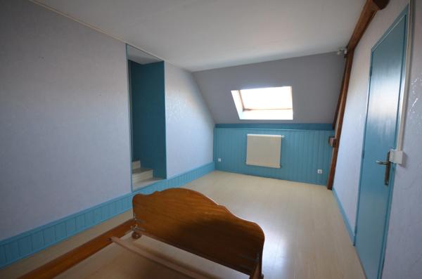 Proche de MONTMIRAIL (51) à vendre charmante longère de 240 m2