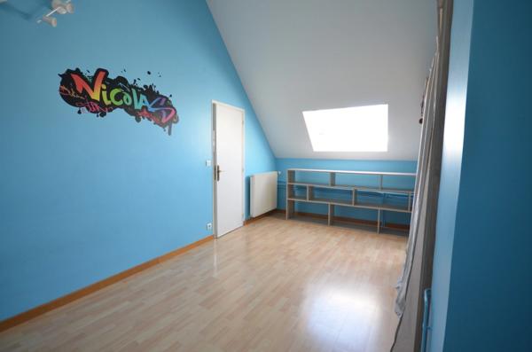 Proche de MONTMIRAIL (51) à vendre charmante longère de 240 m2