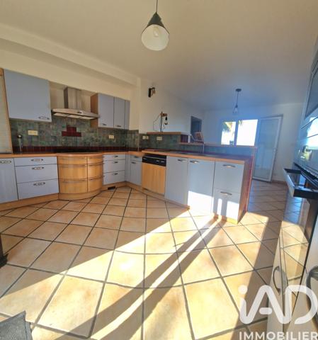 Maison à vendre 5 pièces 150 m² Ussac