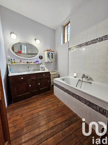 Maison à vendre 9 pièces 170 m² Isle-Saint-Georges